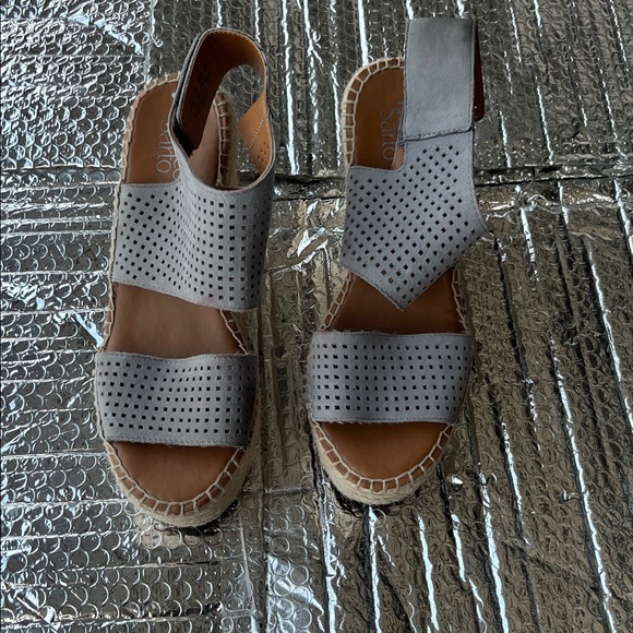 Franco Sarto Perforated Gray Espadrille Wedge Sandals - Picture 1 of 10